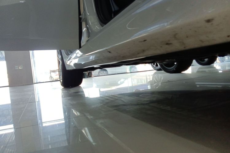 宝马1系 2022款 120i M运动版局部细节9001