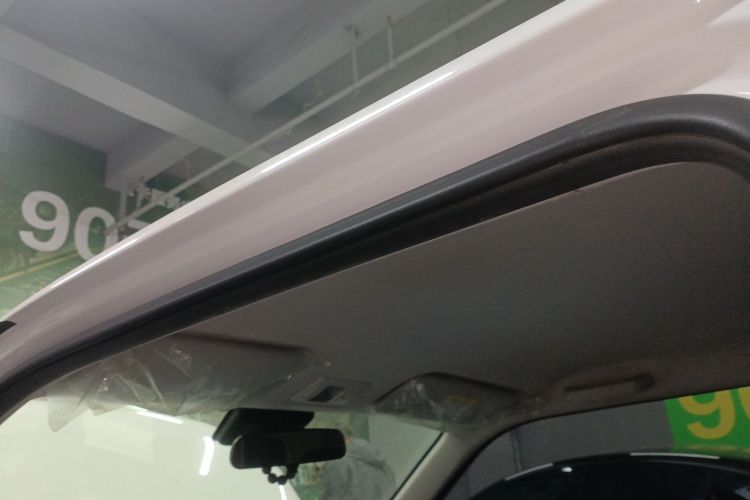 长安启源 长安Lumin 2023款 301km 蜜沁款中控内饰22