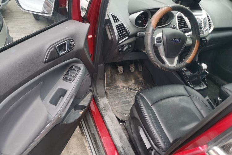 福特 翼搏 2017款 1.5L 手动尊贵型中控内饰20