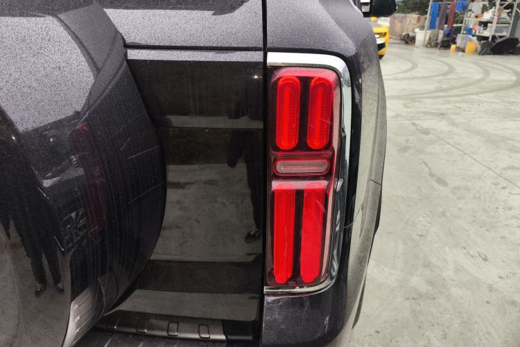 坦克500 2023款 3.0T 运动版 造境型 5座车身外观6006