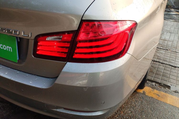 宝马5系 2017款 520Li 典雅型车身外观6001