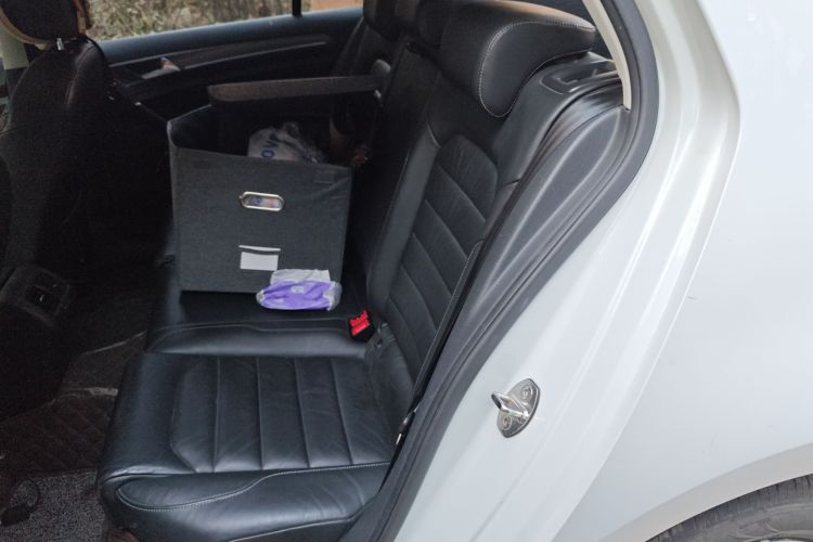 大众 高尔夫 2016款 230TSI 自动豪华型中控内饰21