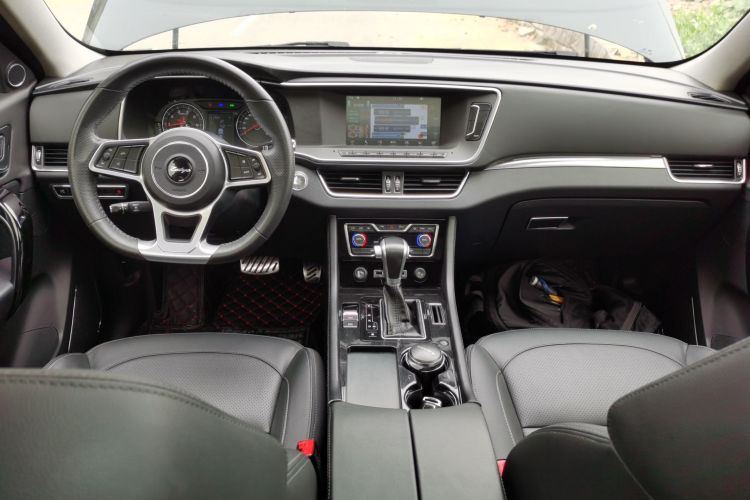 众泰T600 Coupe 2017款 1.5T 自动尊享型中控内饰12