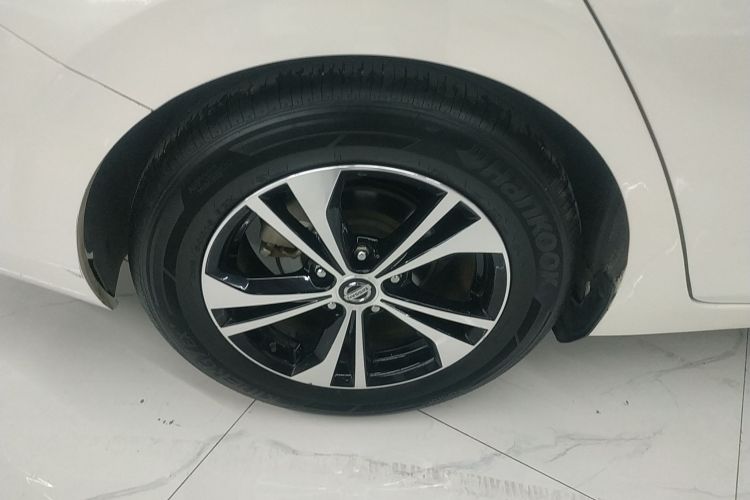 日产 轩逸 2020款 1.6L XL CVT悦享版车身外观6003