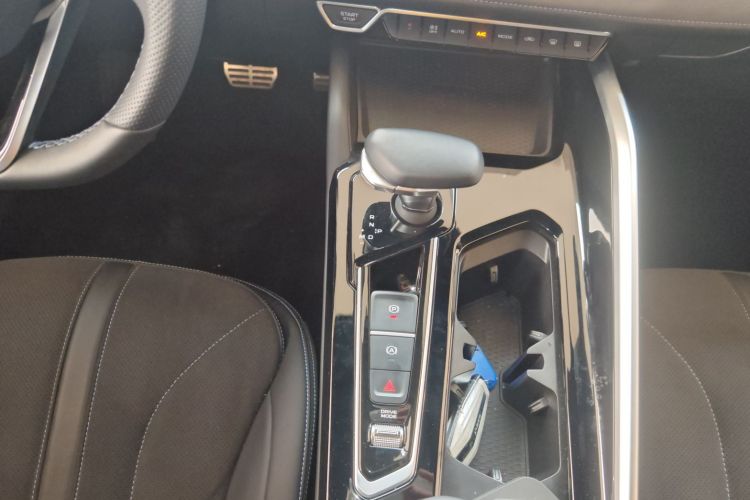 吉利汽车 星瑞 2025款 东方曜 2.0TD 望月版局部细节18