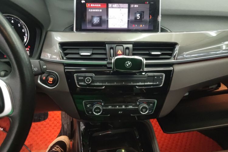 宝马X1 2019款 xDrive20Li 尊享型局部细节16