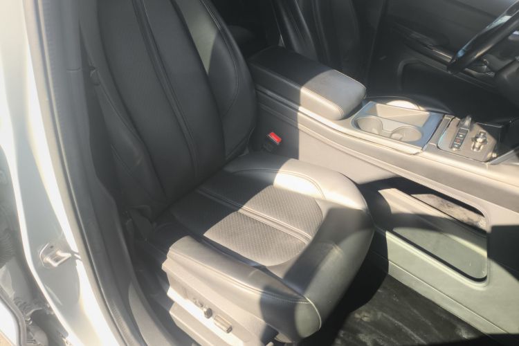 蔚来ES6 2020款 420KM 运动版局部细节41