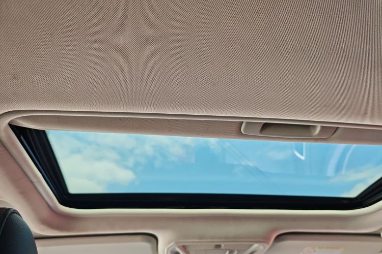 福特 福克斯 2015款 三厢 1.6L 手动风尚型局部细节22