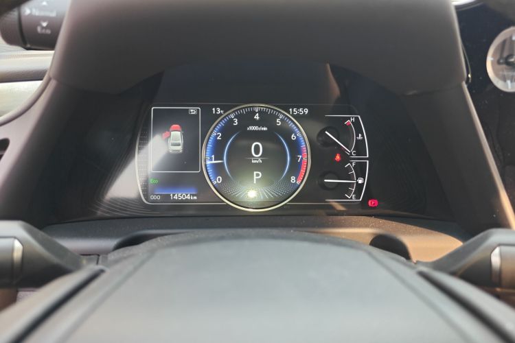 雷克萨斯ES 2025款 200 臻享版中控内饰14