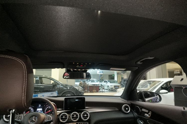 奔驰GLC 2017款 GLC 260 4MATIC 豪华型中控内饰22