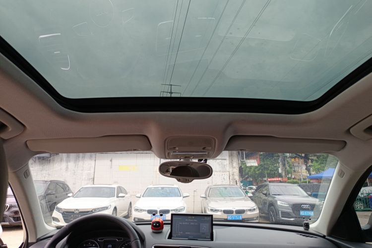 奥迪Q3 2013款 35 TFSI quattro 技术型局部细节22