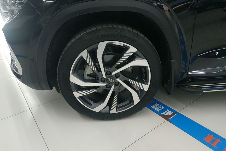 吉利汽车 星越L 2021款 2.0TD DCT EVO两驱智尊型车身外观6007