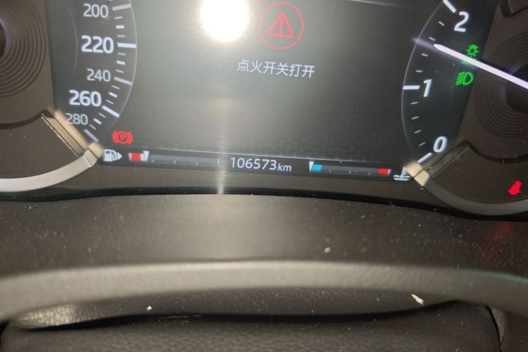 捷豹XEL 2020款 2.0T 200PS R-DYNAMIC 青春运动版中控内饰15