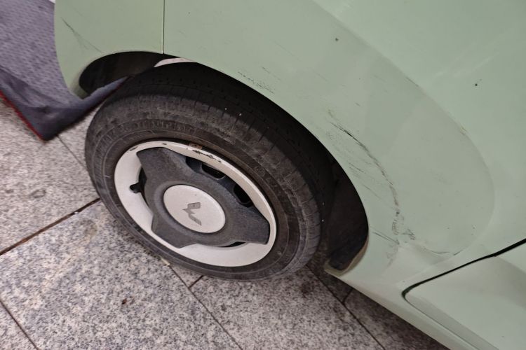 五菱汽车 宏光MINIEV 2022款 马卡龙臻享款 磷酸铁锂车身外观6008