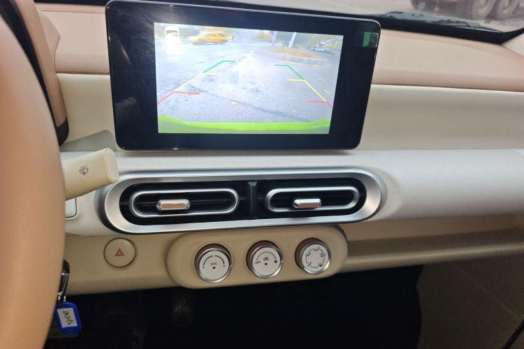 五菱汽车 宏光MINIEV 2024款 第三代 215km 进阶版局部细节16