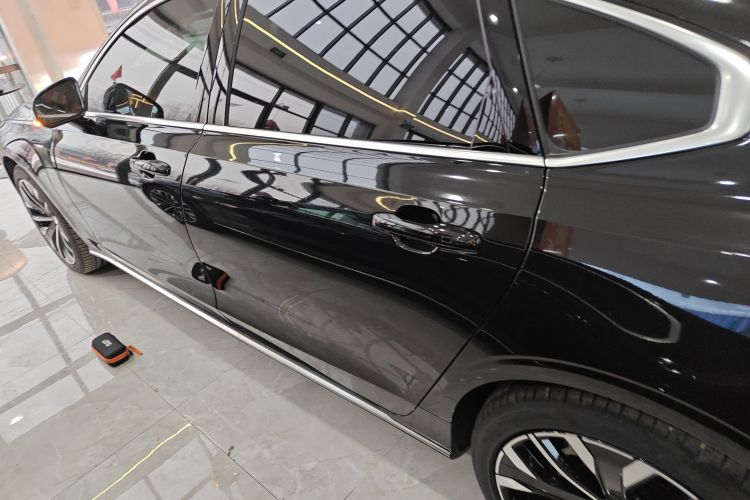 沃尔沃S90 2026款 B5 智远豪华版车身外观4