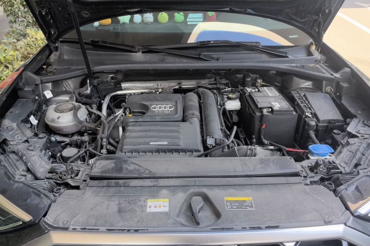 奥迪Q3 2022款 35 TFSI 进取动感型局部细节24