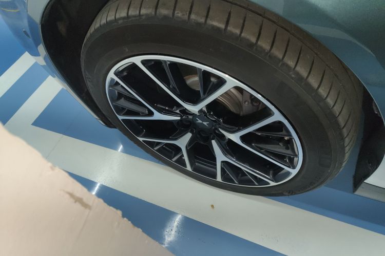 小鹏P7 2023款 P7i 702 Max车身外观6002