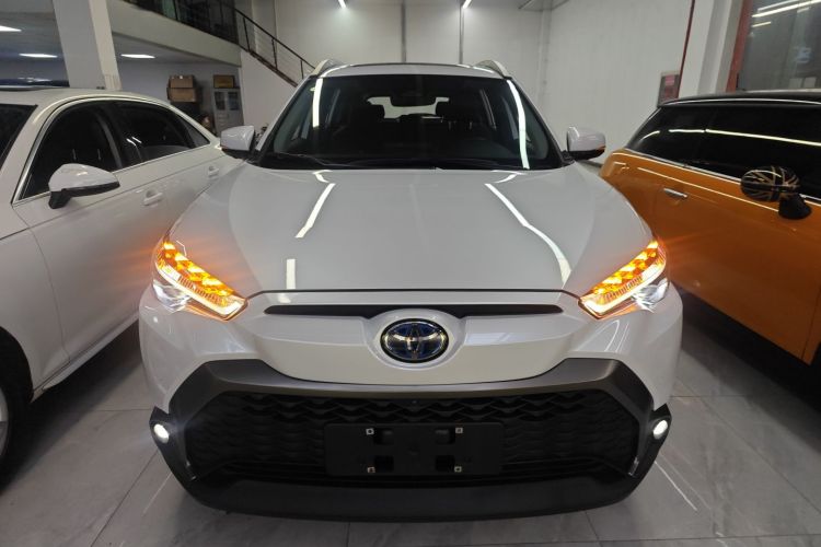 丰田 锋兰达 2023款 2.0L 智能电混双擎 尊贵版车身外观2