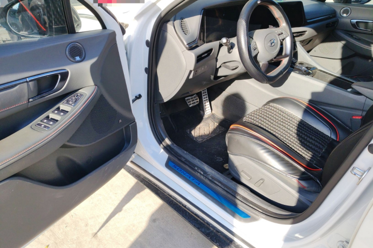 现代 索纳塔 2020款 380TGDi 自动GLS豪华版中控内饰7003