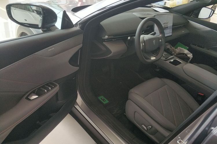 深蓝汽车 深蓝S05 2026款 620Plus纯电版中控内饰20