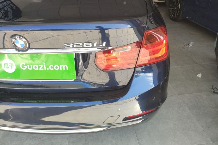 宝马3系 2014款 328Li 豪华设计套装车身外观6006