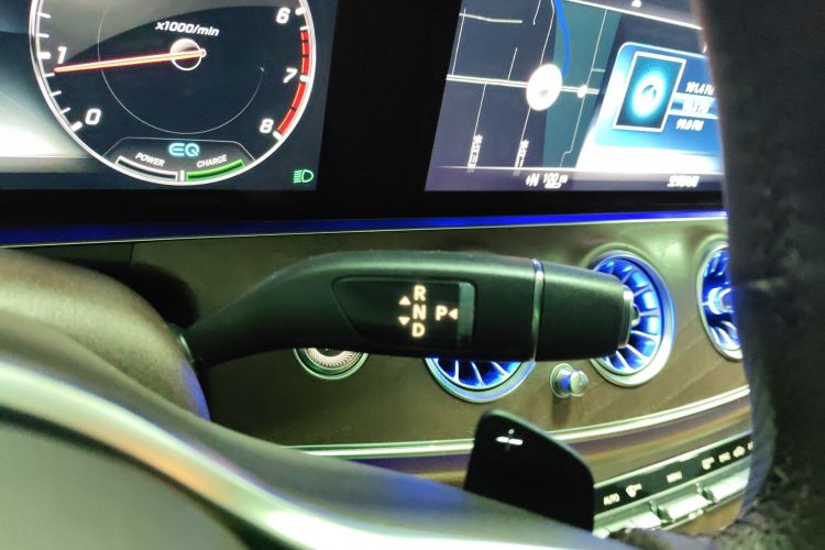 奔驰E级 2020款 改款 E 260 L局部细节18