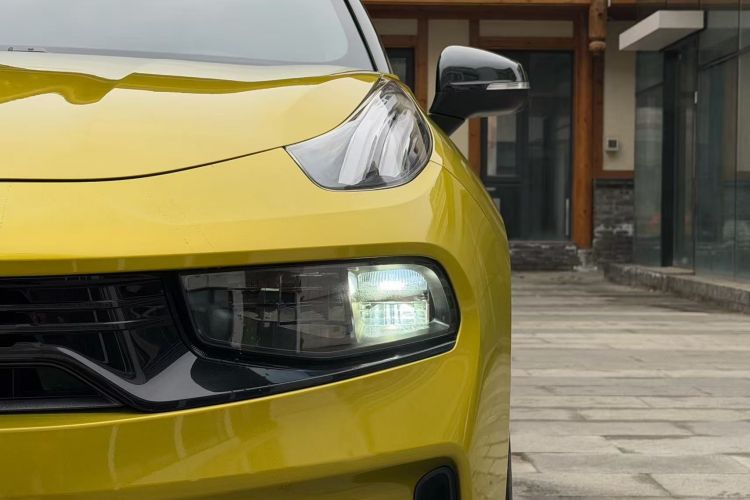 领克03 2020款 03+ 2.0TD 自动驭风版局部细节36