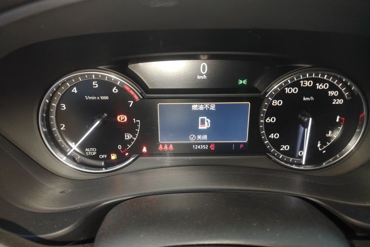 凯迪拉克XT4 2020款 改款 28T 两驱技术型中控内饰14