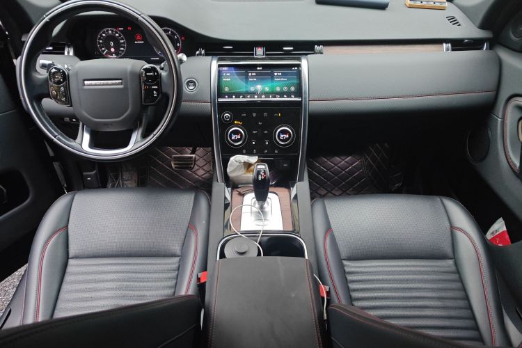 路虎 发现运动版 2020款 249PS R-Dynamic 性能科技版 7座中控内饰12