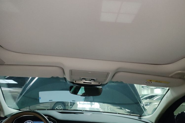 捷豹XFL 2022款 XFL 2.0T P250 两驱尊享豪华版局部细节22