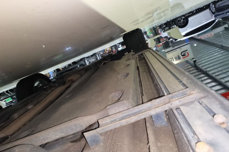 大众 途观 2017款 300TSI 自动两驱丝绸之路舒适版局部细节9002