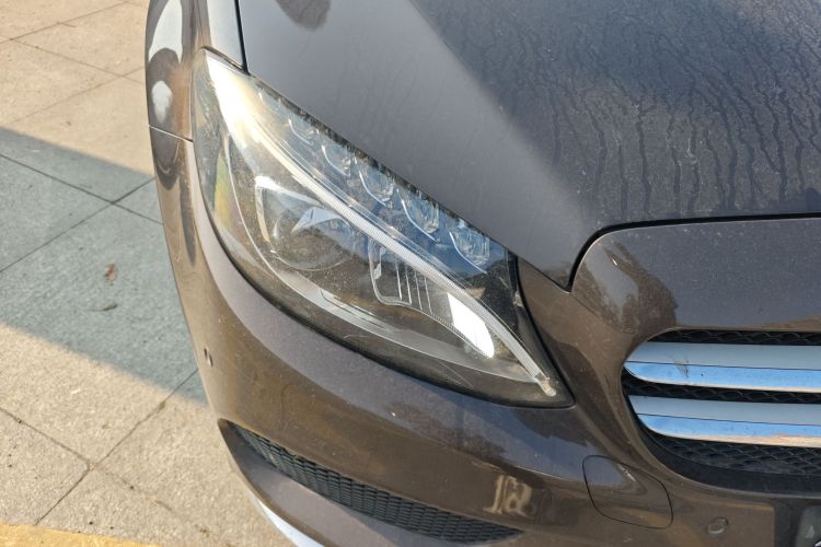 奔驰C级 2015款 C 200 L 运动型车身外观8