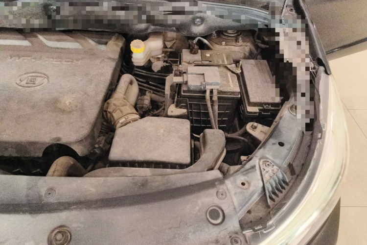 宝骏730 2017款 1.8L iAMT豪华型 7座机舱底盘26