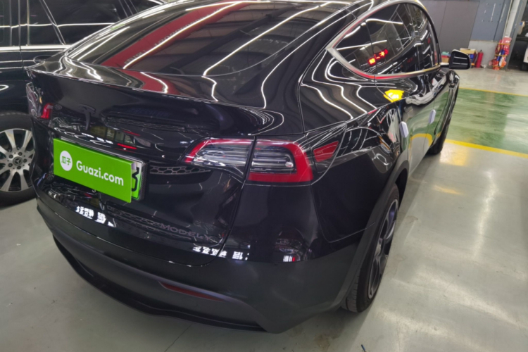 特斯拉 Model Y 2022款 改款 后轮驱动版车身外观6005
