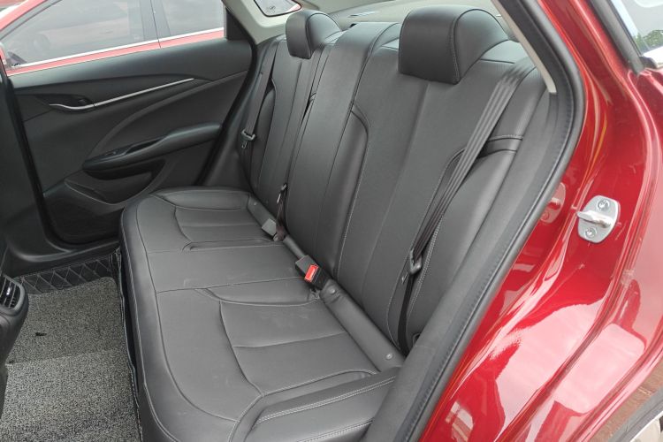 别克 英朗 2021款 改款 典范 1.5L 自动精英型中控内饰7004