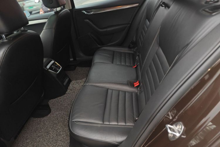 斯柯达 明锐 2017款 1.6L 自动智行版中控内饰21