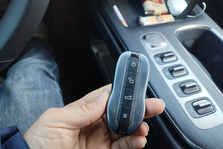 小米汽车 小米SU7 2024款 后驱超长续航高阶智驾Pro版中控内饰7001