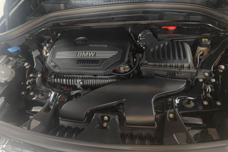 宝马X1 2021款 xDrive25Li 尊享型机舱底盘24