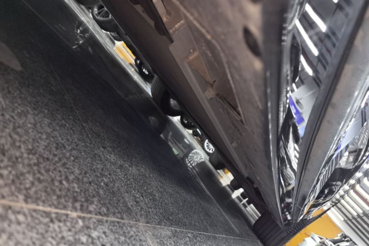 岚图汽车 岚图梦想家 2024款 PHEV 超长续航卓越版局部细节9002