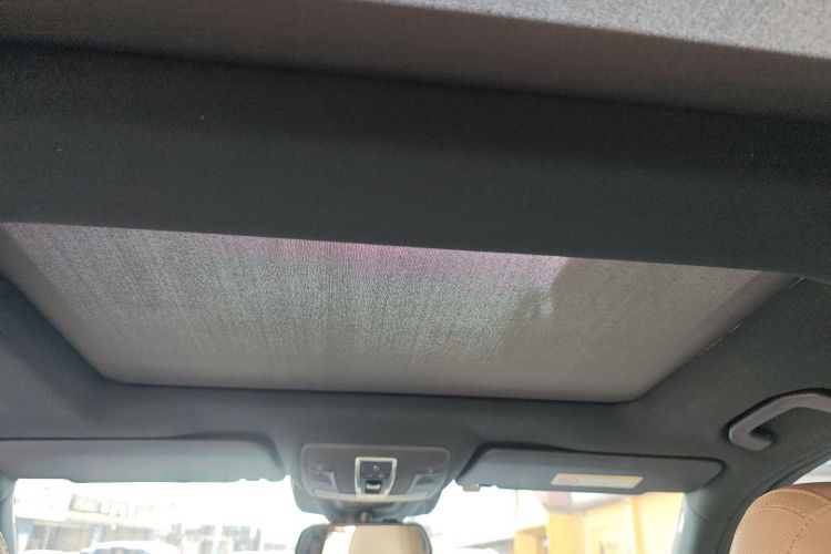 奔驰GLE 2017款 GLE 320 4MATIC 动感型中控内饰22