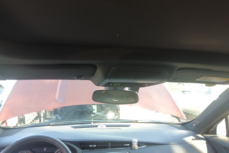 凯迪拉克XT4 2021款 28T 两驱领先型中控内饰22