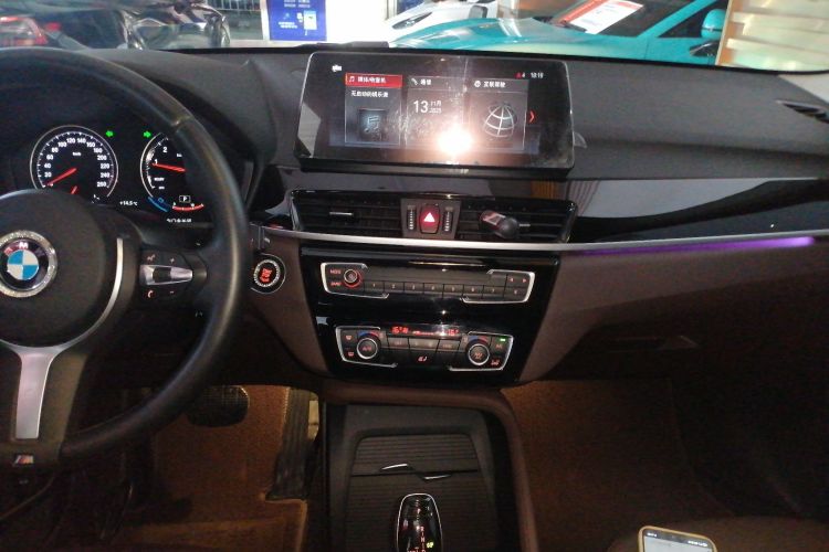 宝马X1 2021款 改款 sDrive25Li 领先型中控内饰16