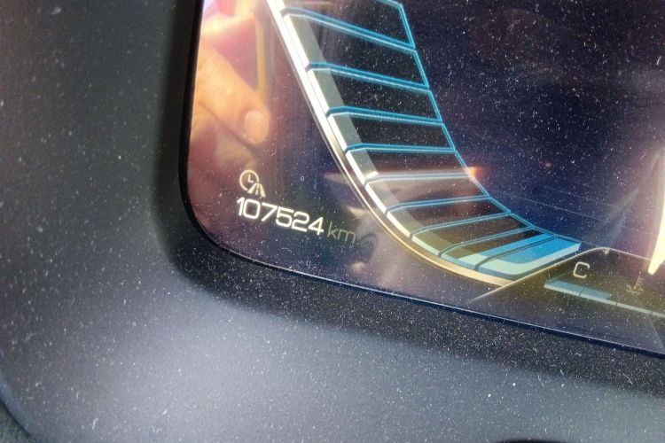 比亚迪 唐 2018款 2.0T 自动智联尊荣型 7座 国V中控内饰15