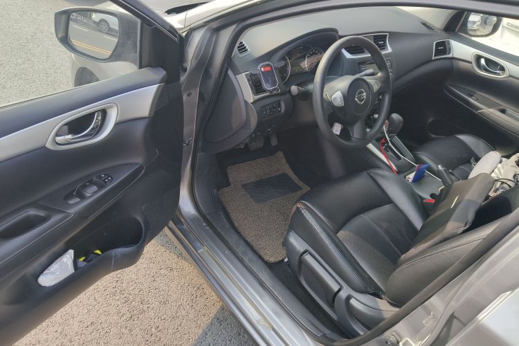 日产 轩逸 2019款 经典 1.6XE CVT舒适版中控内饰20