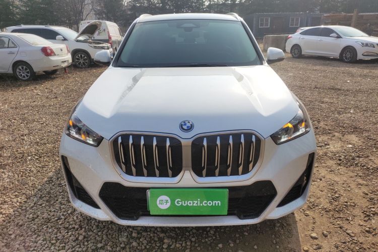 宝马iX1 2023款 eDrive25L M运动套装车身外观6001