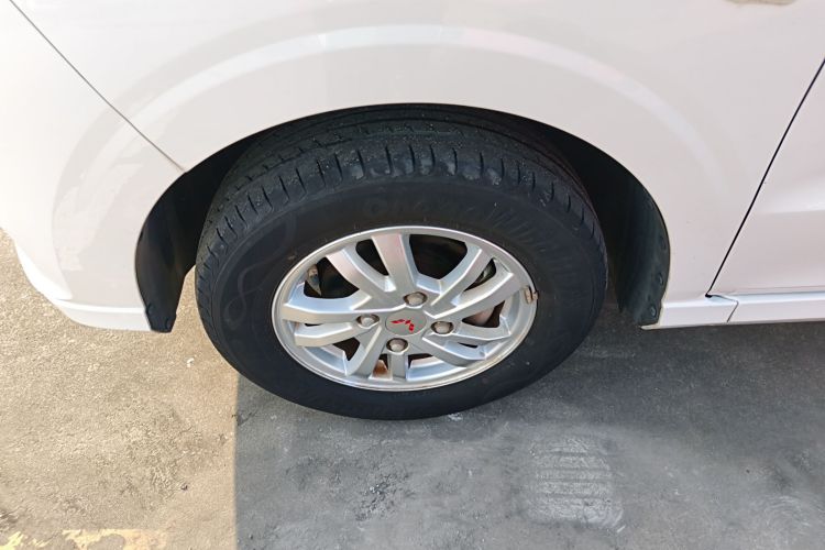 五菱汽车 五菱宏光 2019款 1.5L S标准型国VI LAR车身外观6007