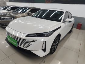 长安 逸动 2024款 1.5T GDI自动 尊贵型