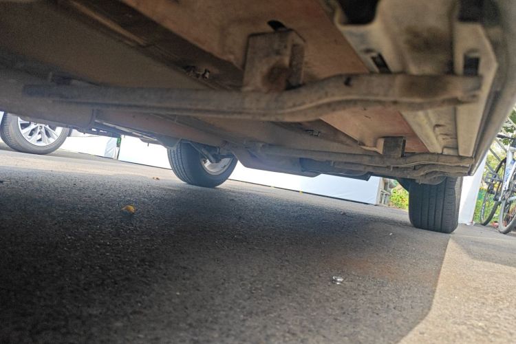 Jeep 自由侠 2018款 互联大屏版 180T 自动高能版局部细节9004