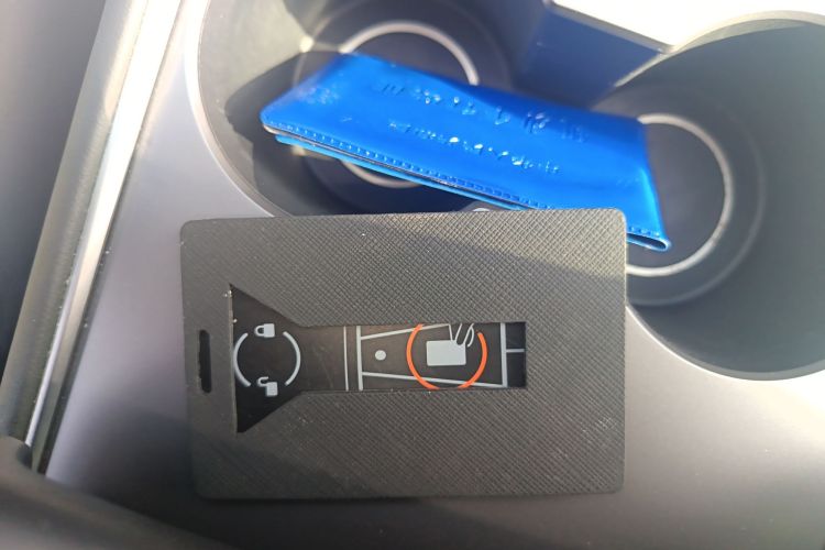 特斯拉 Model 3 2021款 标准续航后驱升级版中控内饰7001